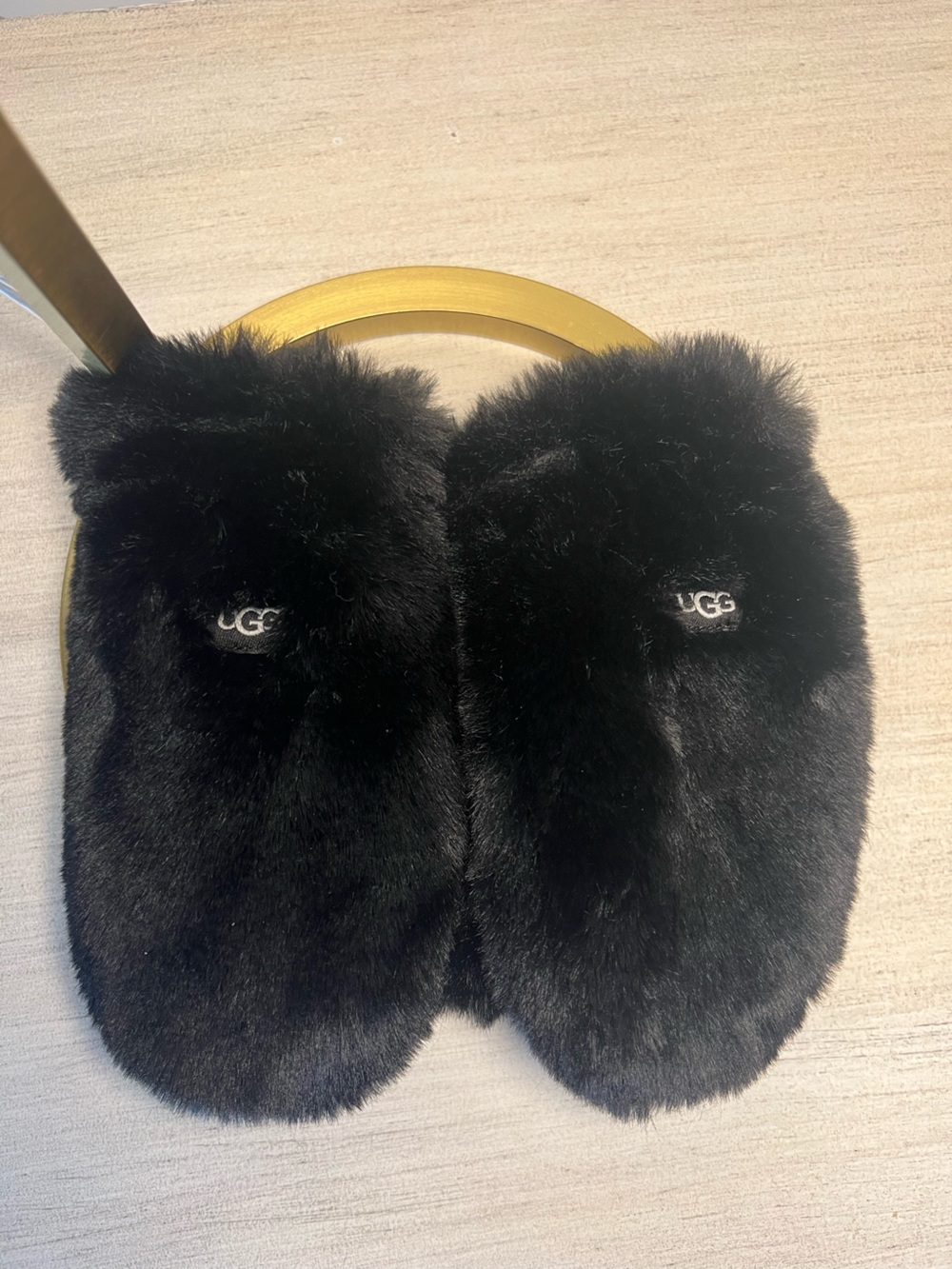 UGG Black toddler Mittens